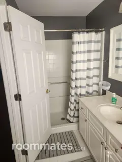 Room for rent in New Freedom, PA $700, house