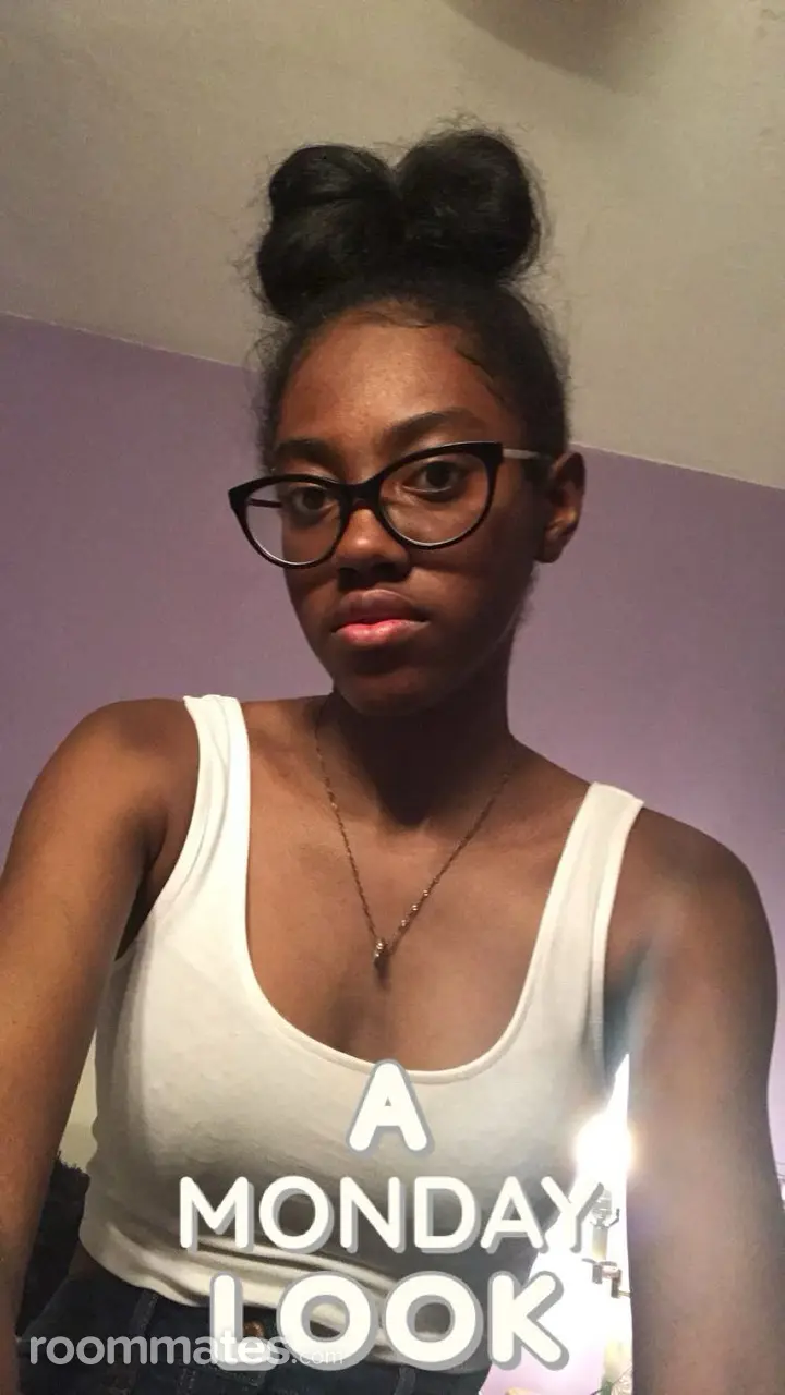 Profile photo 3 of 4