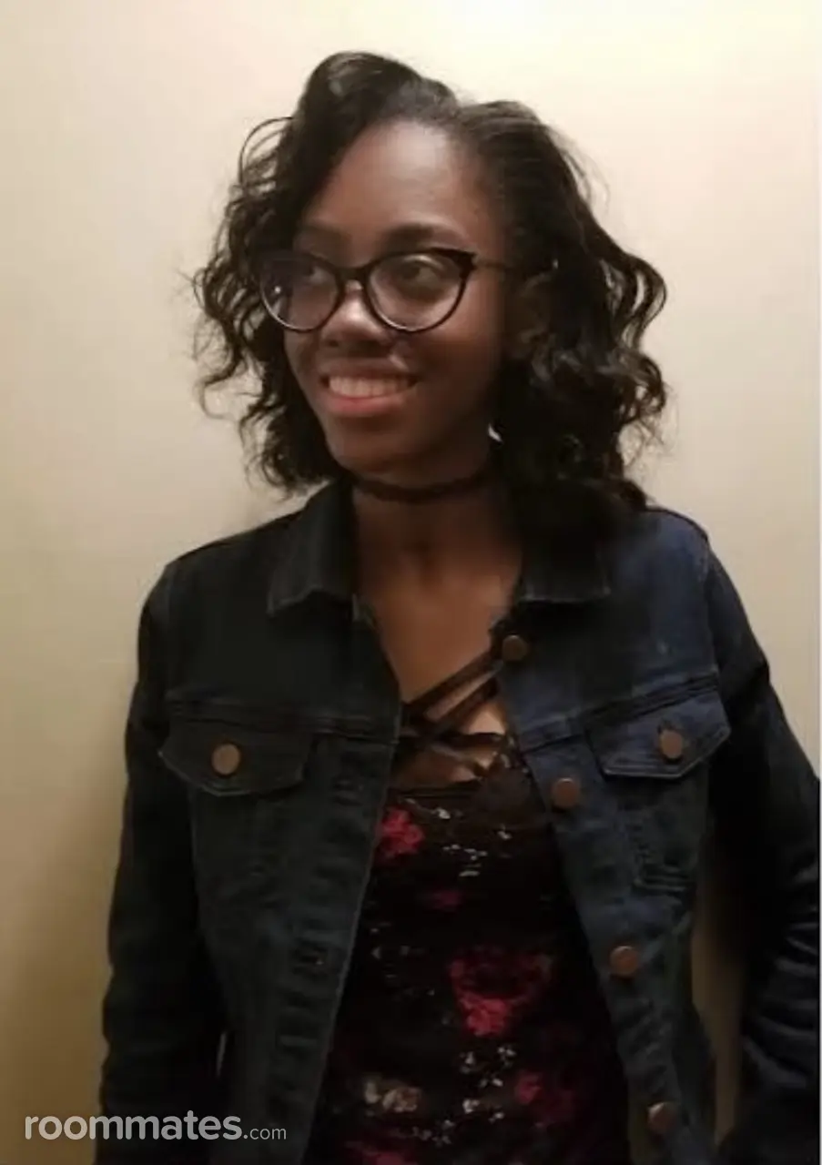 Profile photo 2 of 4