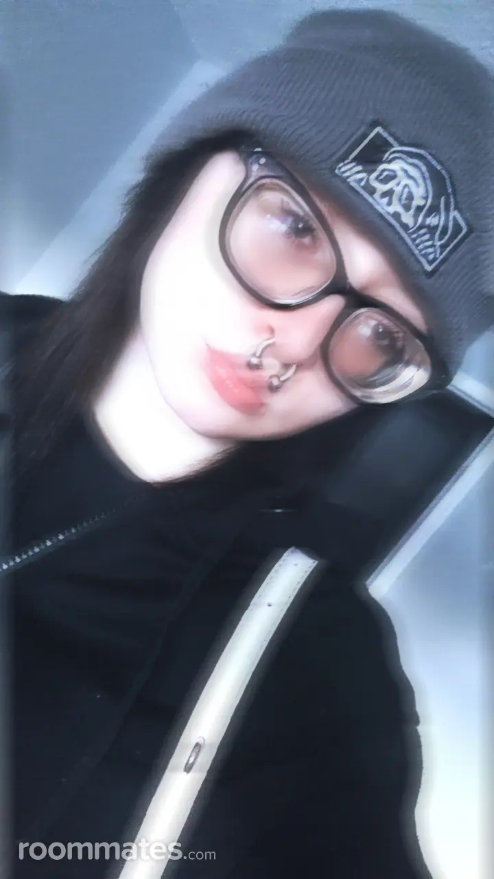 Profile photo 7 of 8