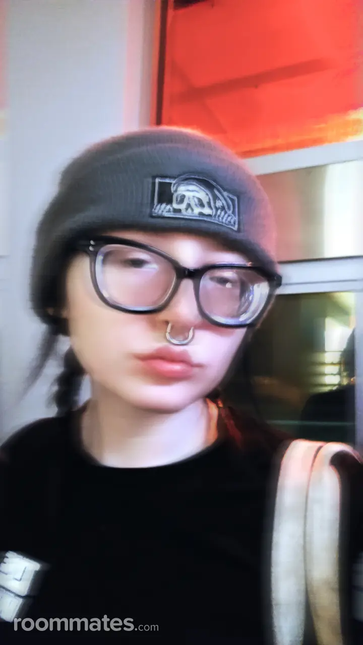 Profile photo 8 of 8