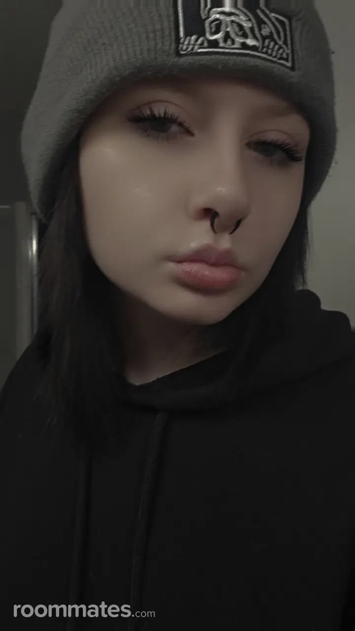 Profile photo 3 of 8