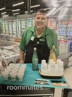 Roommate looking Orlando, FL, $900