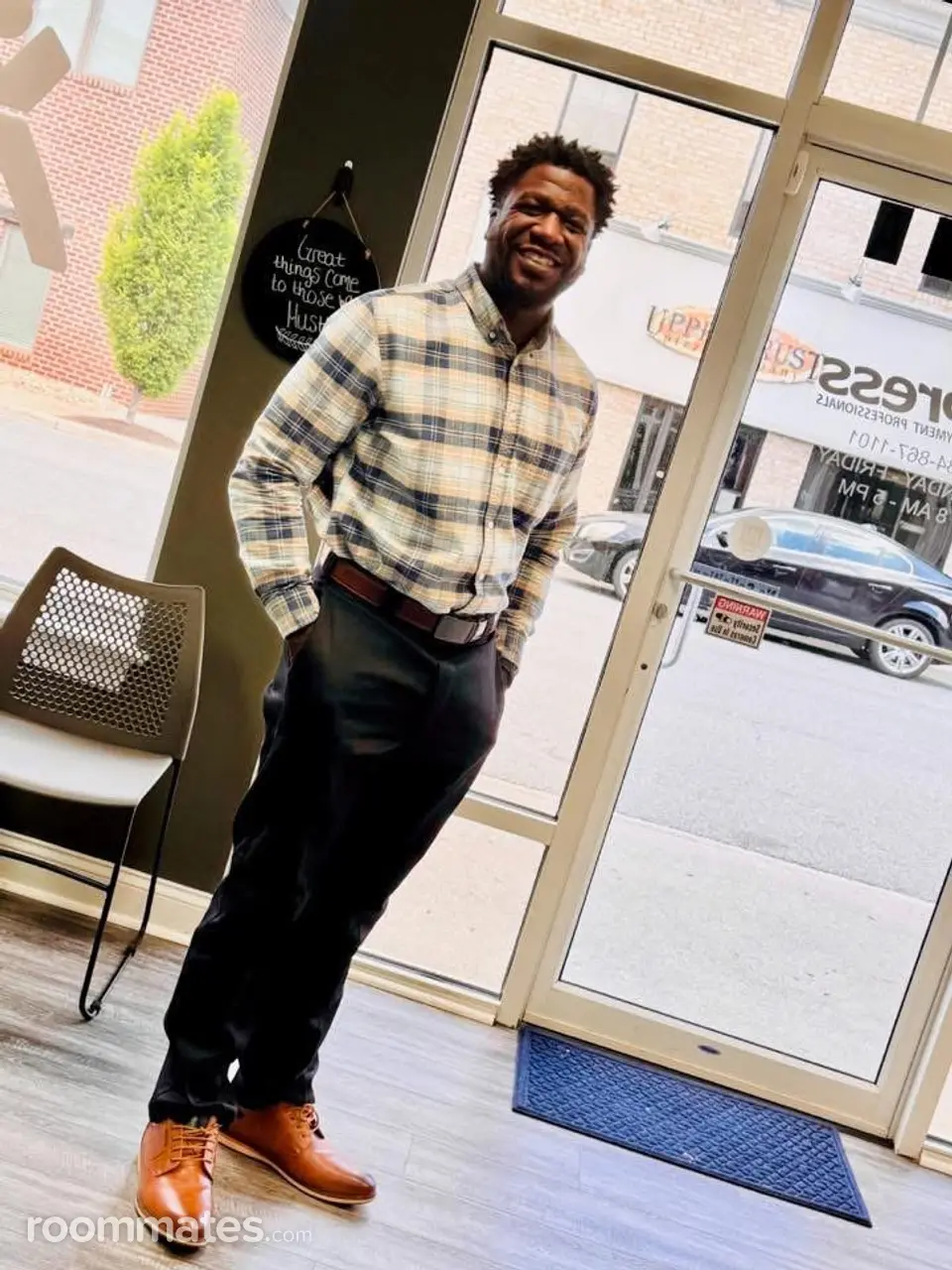 Profile photo 1 of 1