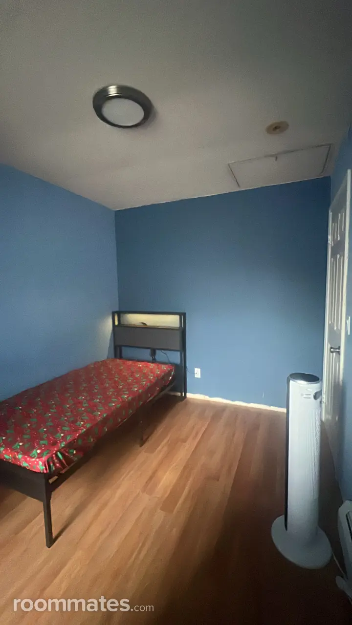 Profile photo 2 of 7