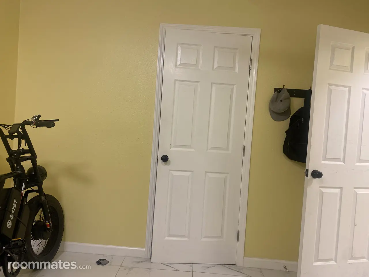 Profile photo 1 of 4