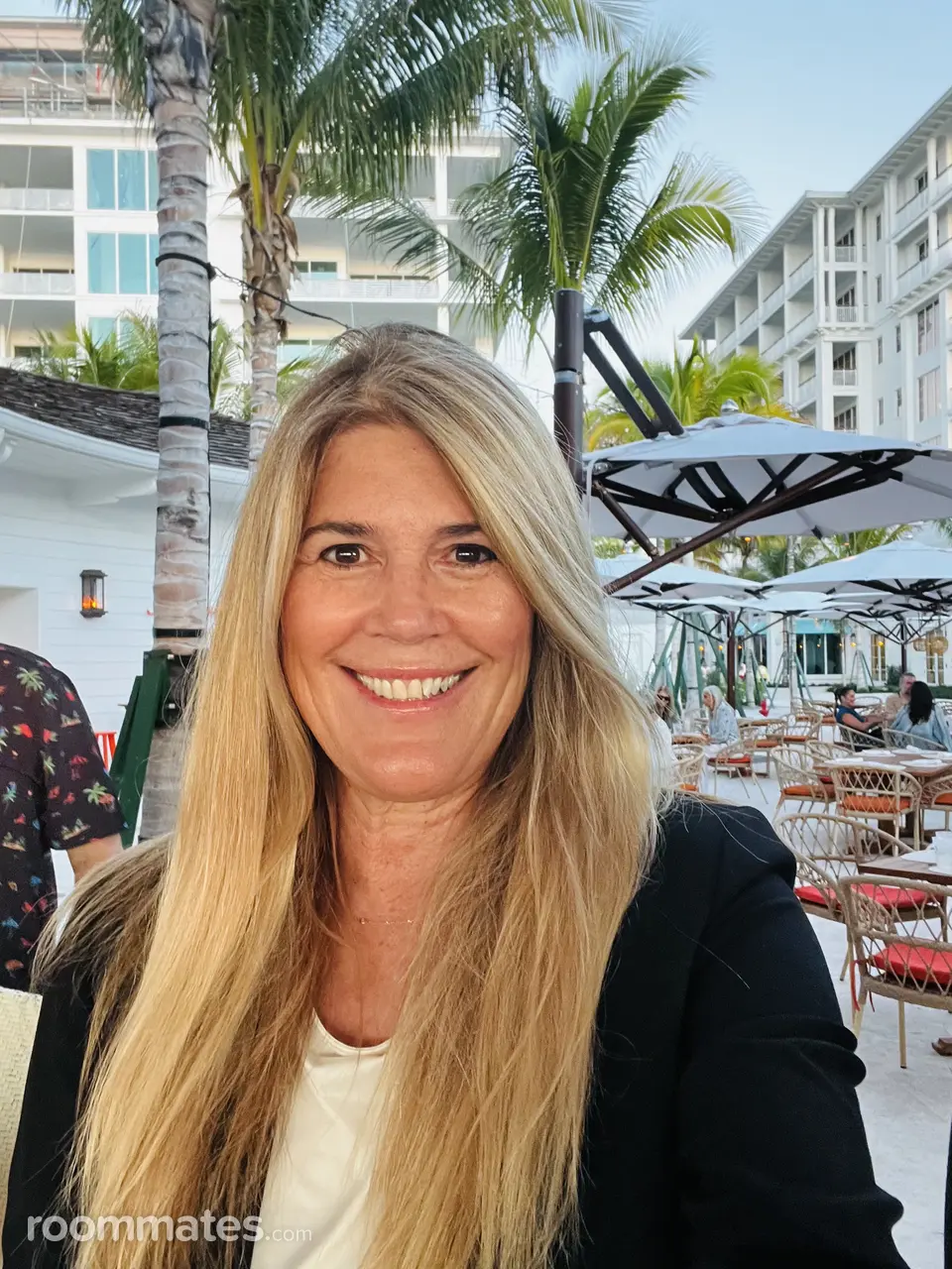 Profile photo 4 of 4