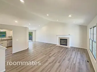 Room for rent in Columbus, OH $800, house