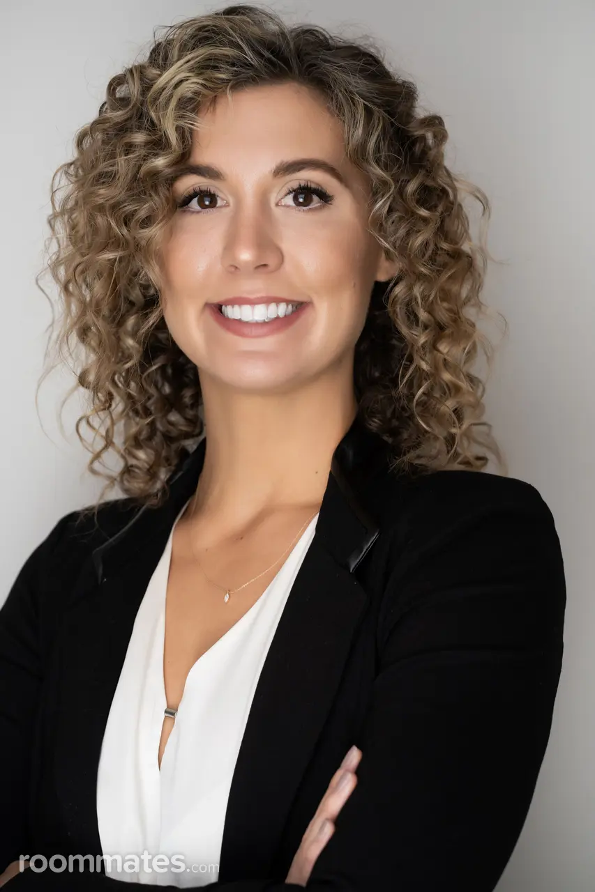 Profile photo 1 of 1