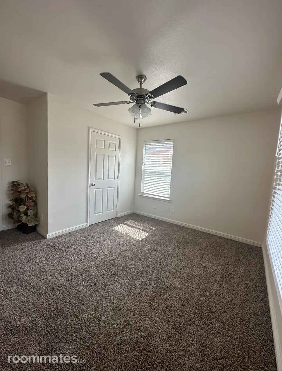 Profile photo 2 of 5