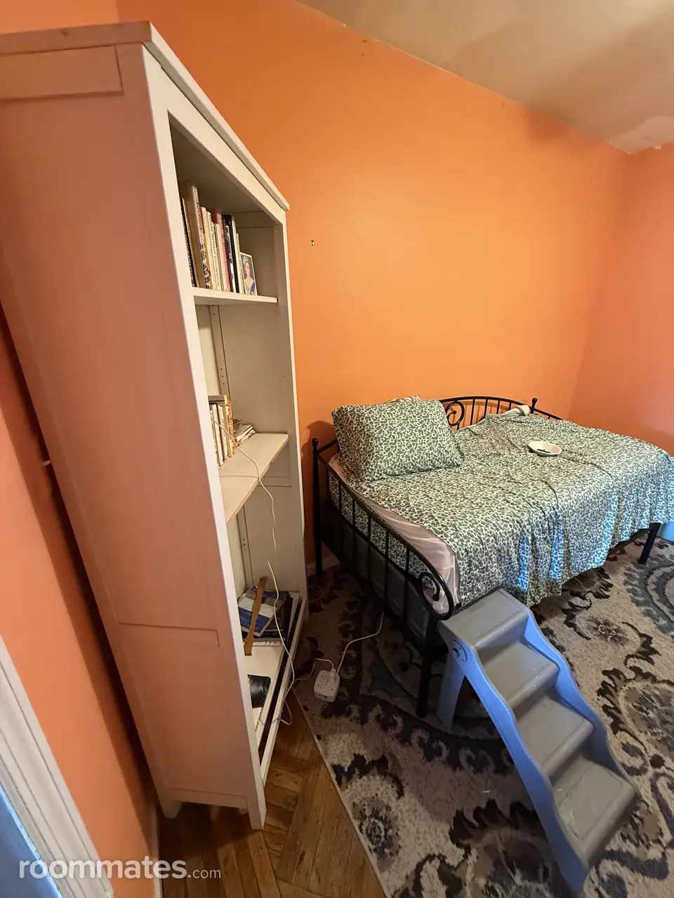 Profile photo 7 of 15