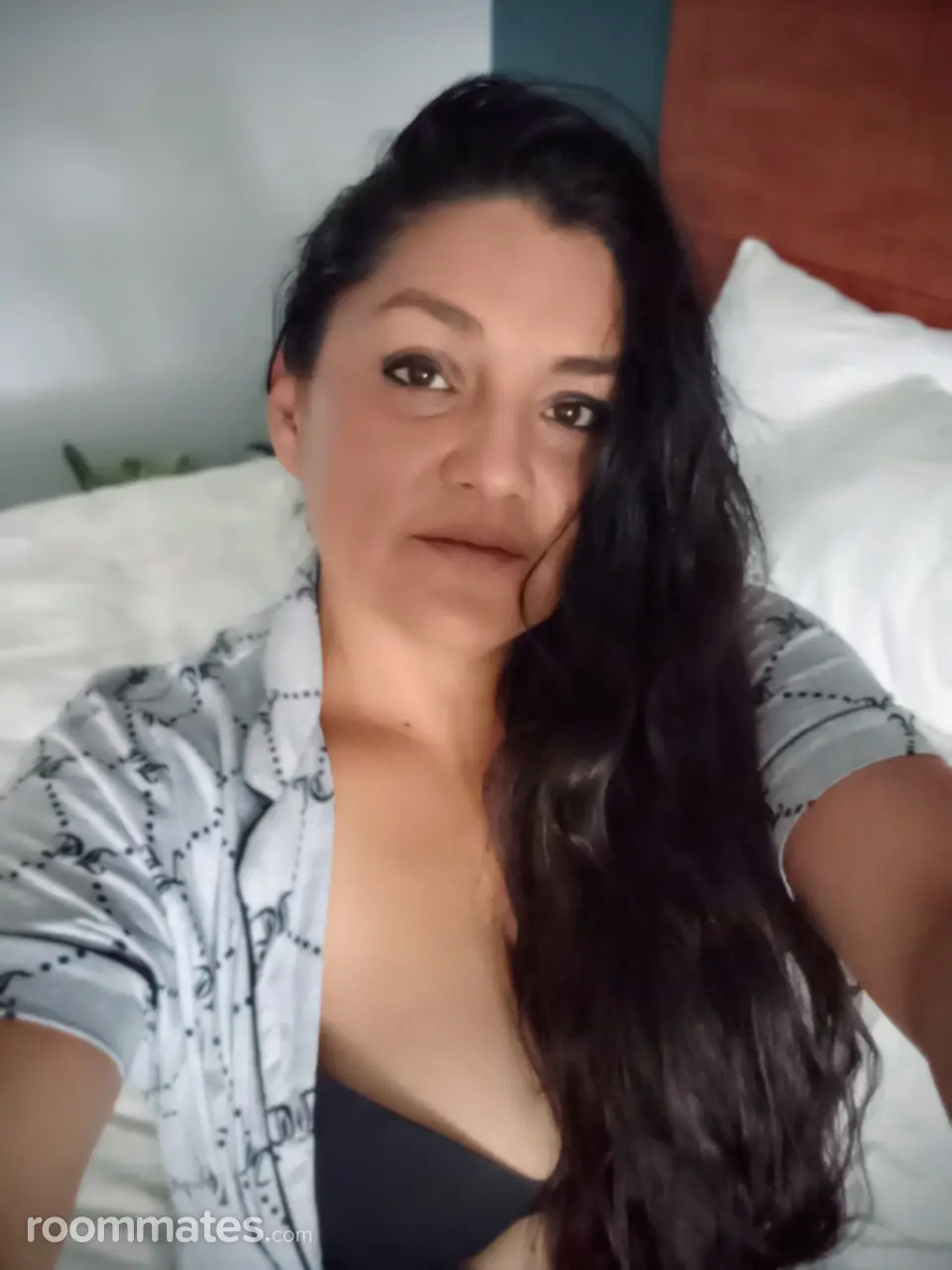 Profile photo 1 of 2