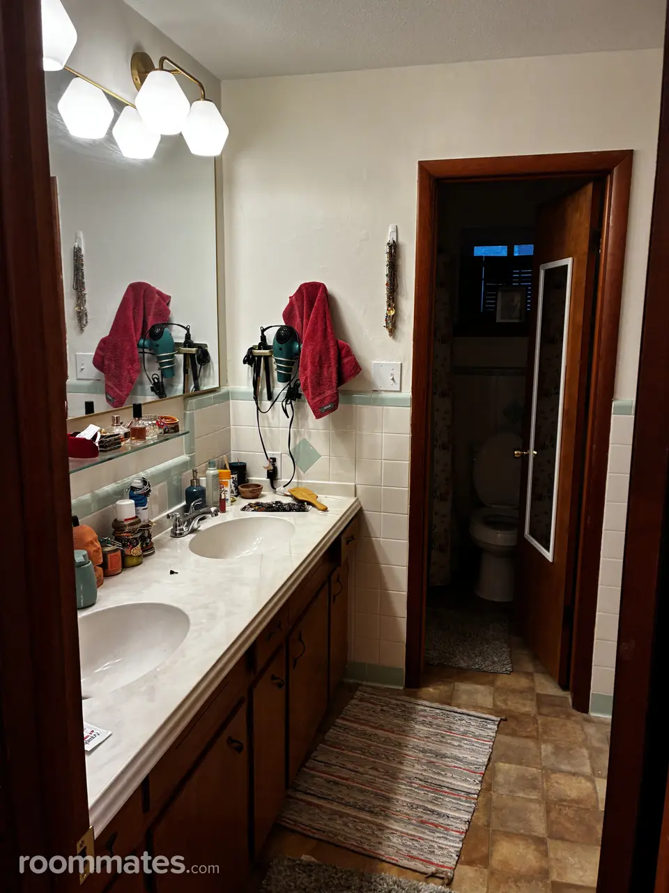 Profile photo 3 of 11