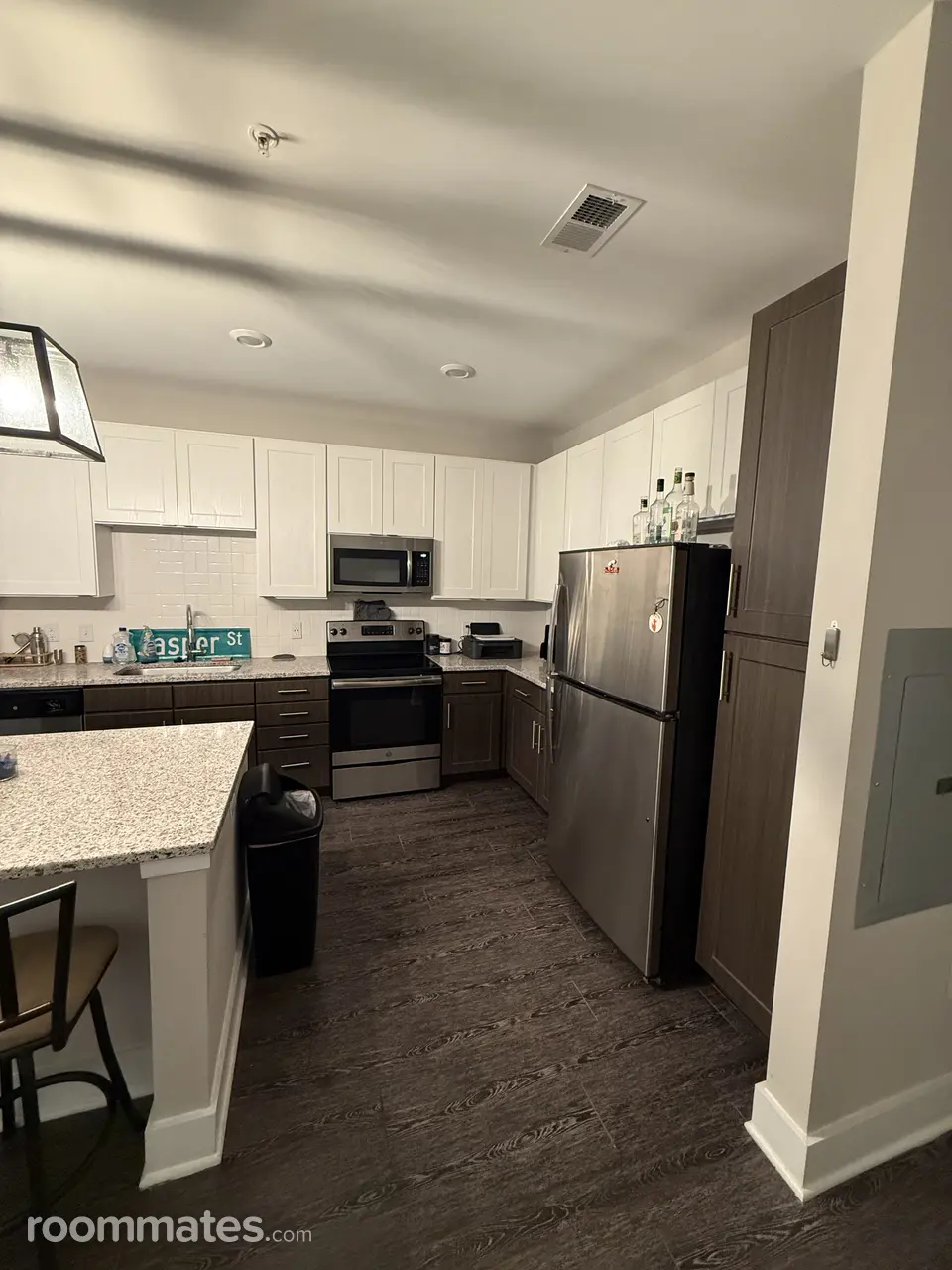 Profile photo 1 of 11