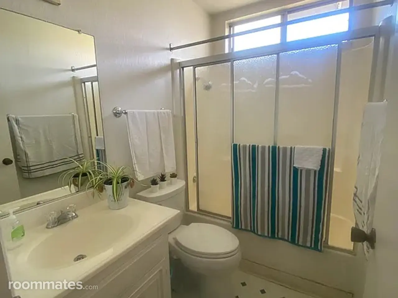 Profile photo 5 of 7