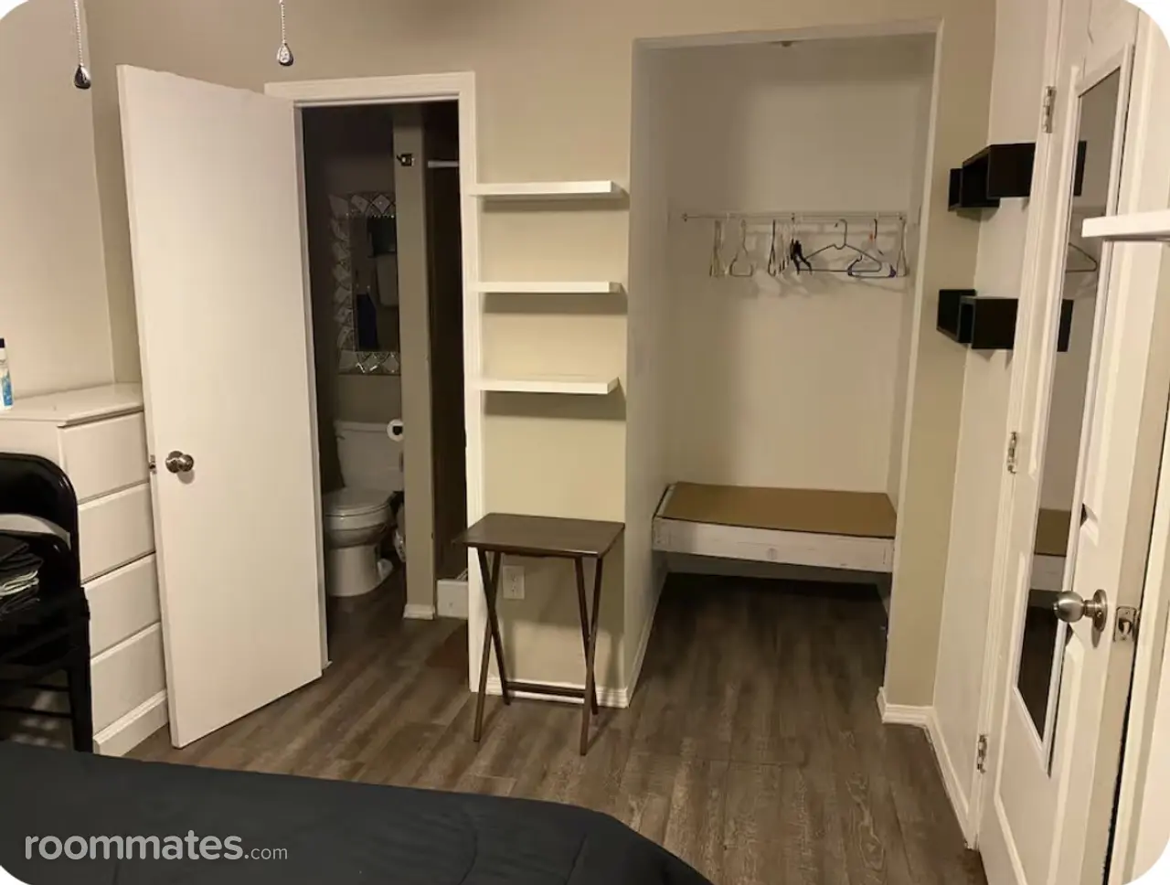 Profile photo 3 of 11