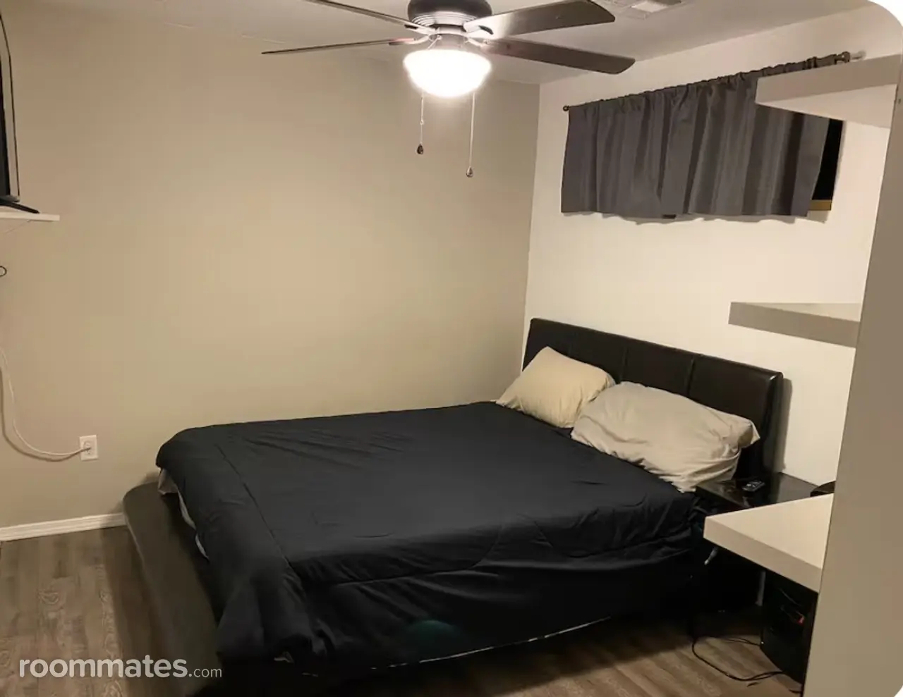 Profile photo 1 of 11