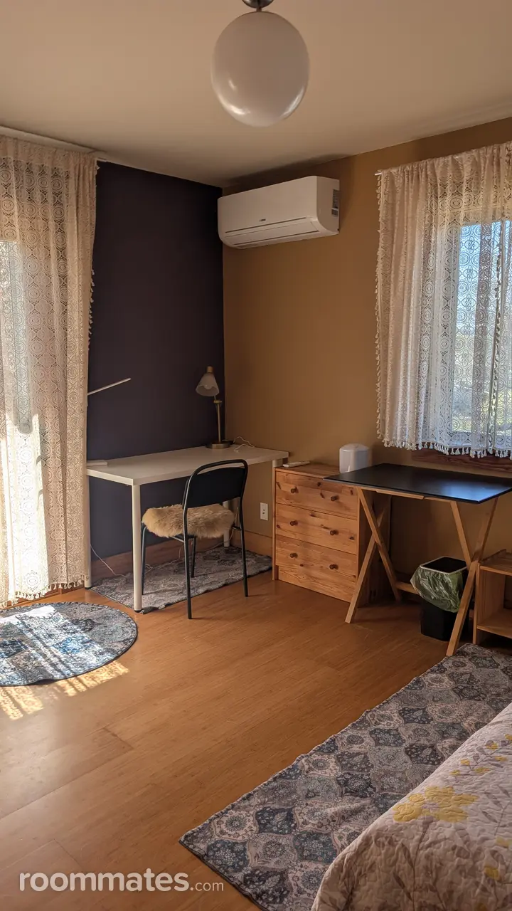 Profile photo 7 of 13