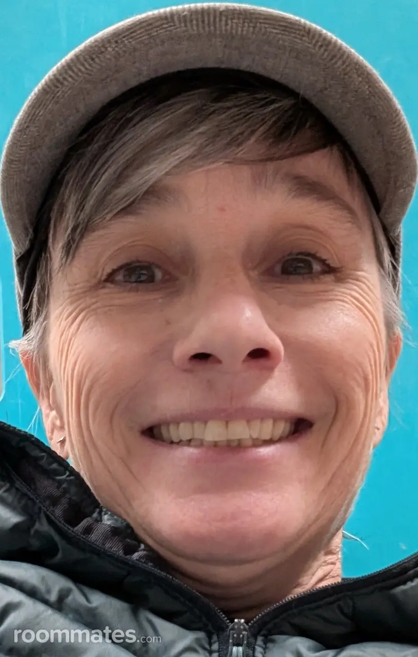 Profile photo 13 of 13