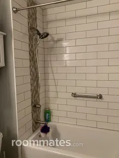 Room for rent in South Chicago Heights, IL $900, house