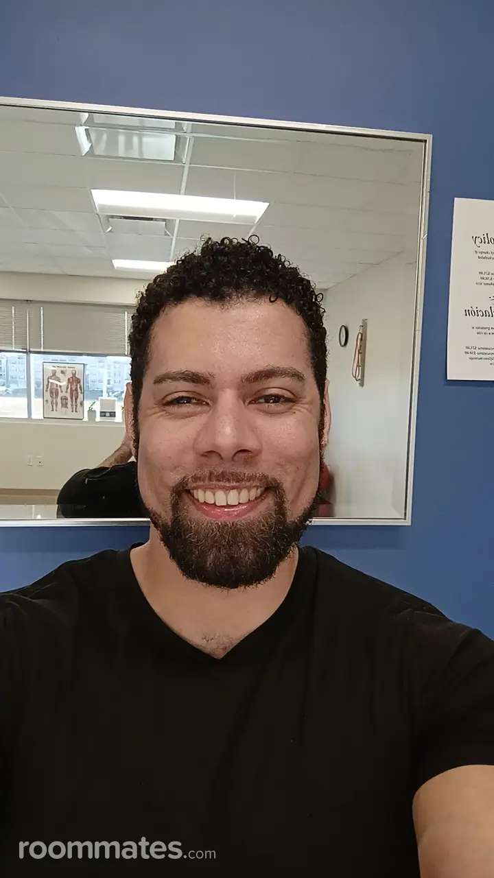 Profile photo 1 of 1