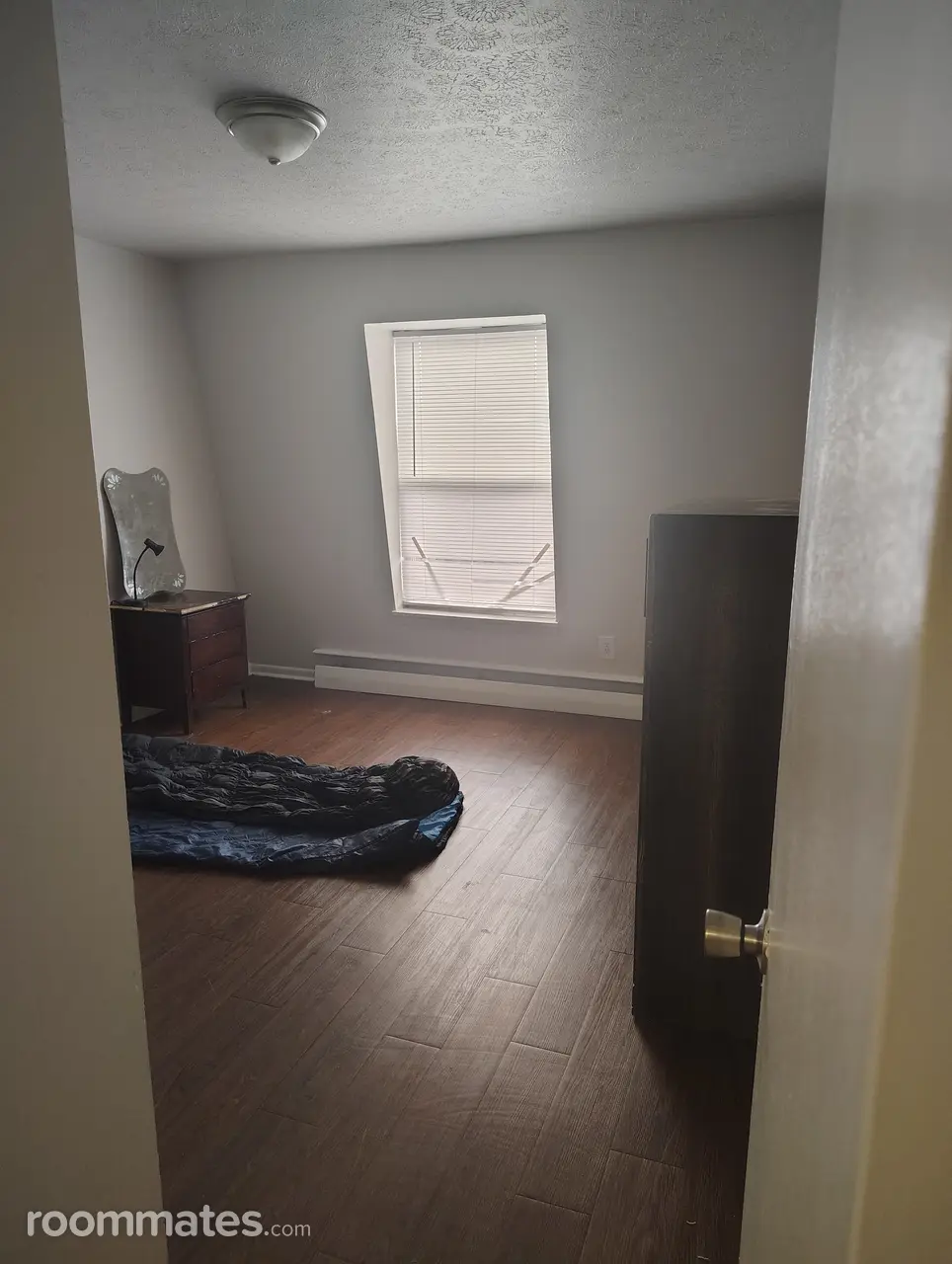 Profile photo 3 of 6