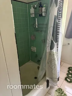 Room for rent in Honolulu, HI $1100, house