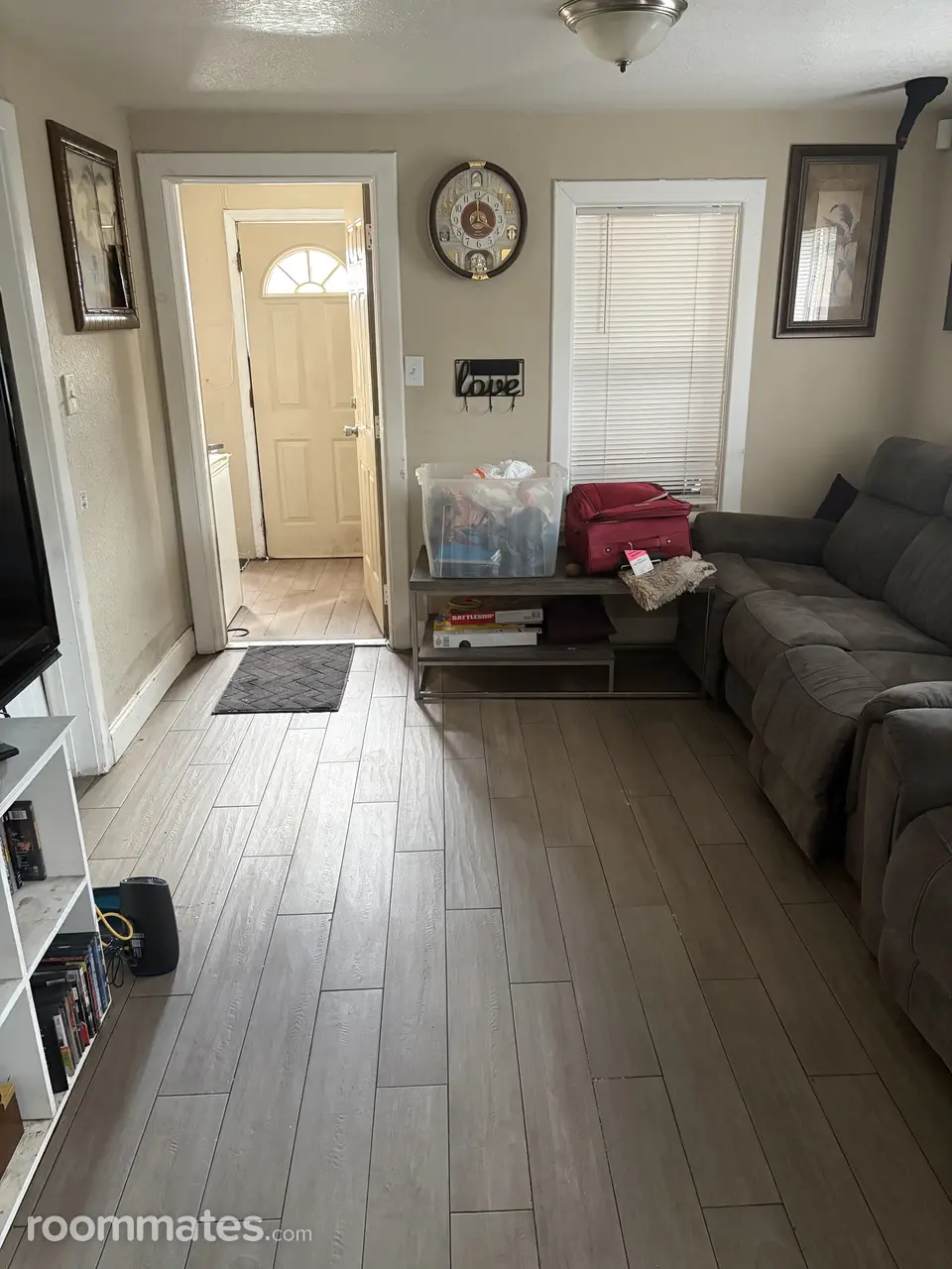 Profile photo 2 of 4