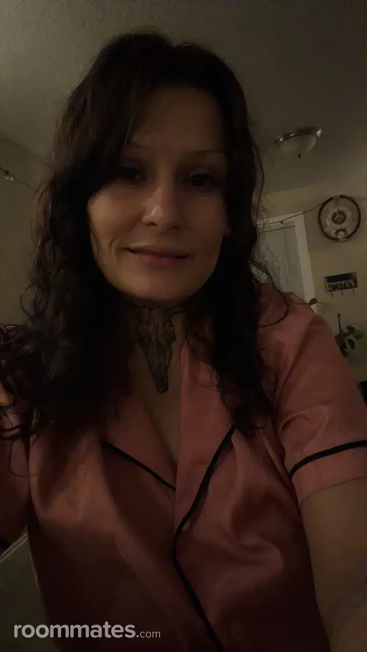 Profile photo 4 of 4