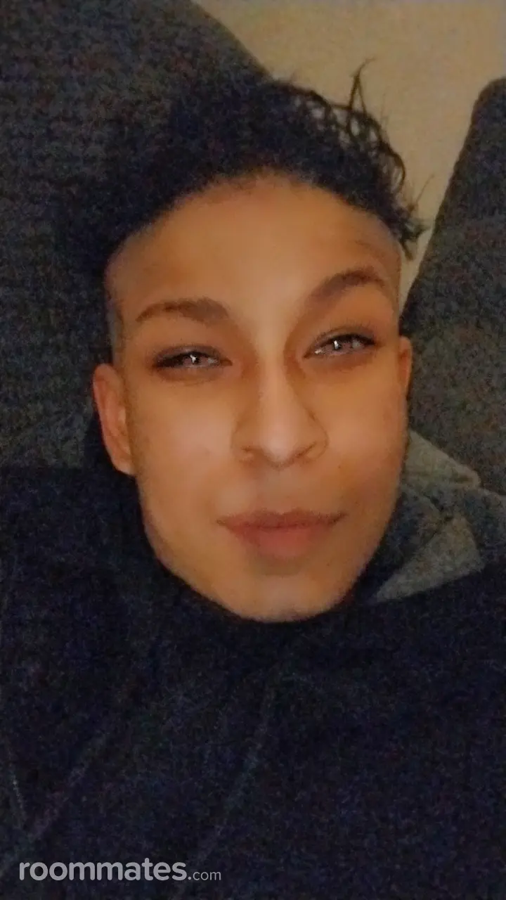 Profile photo 1 of 1