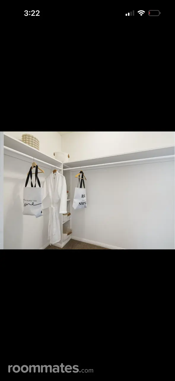 Profile photo 10 of 11