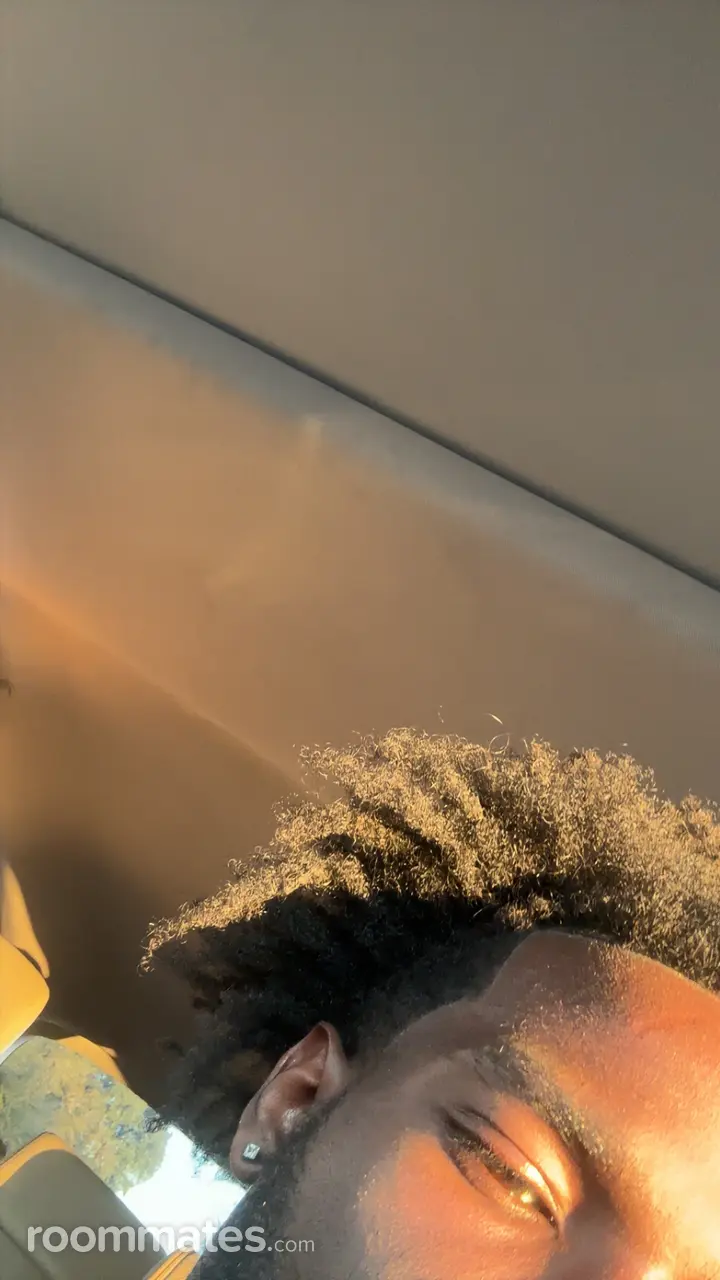 Profile photo 4 of 5