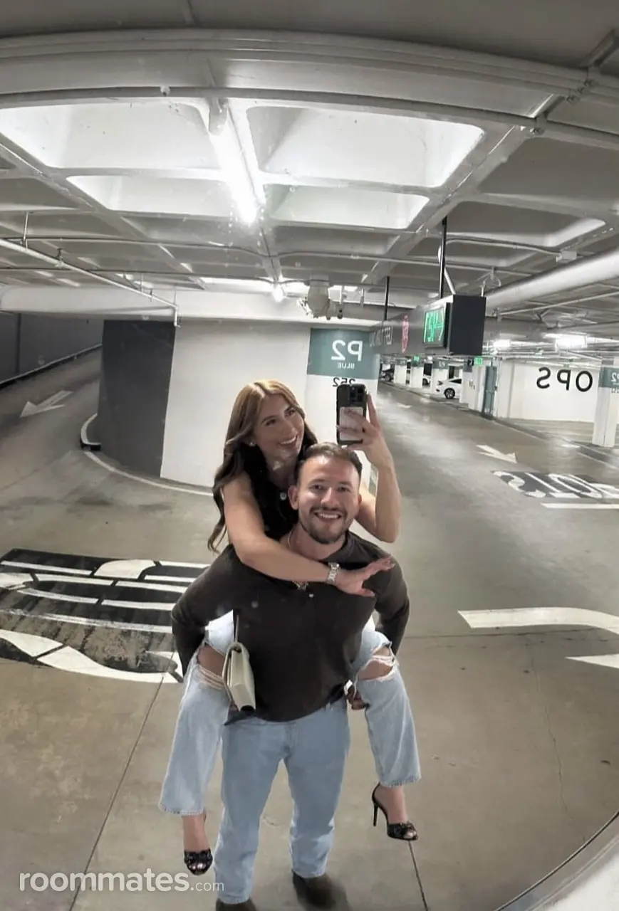 Profile photo 5 of 6