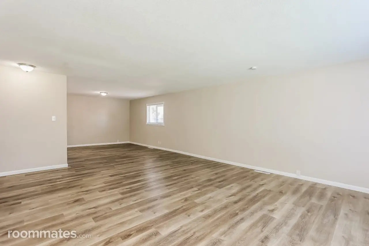 Profile photo 6 of 11