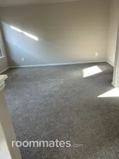 Room for rent in Haltom City, TX $700, house