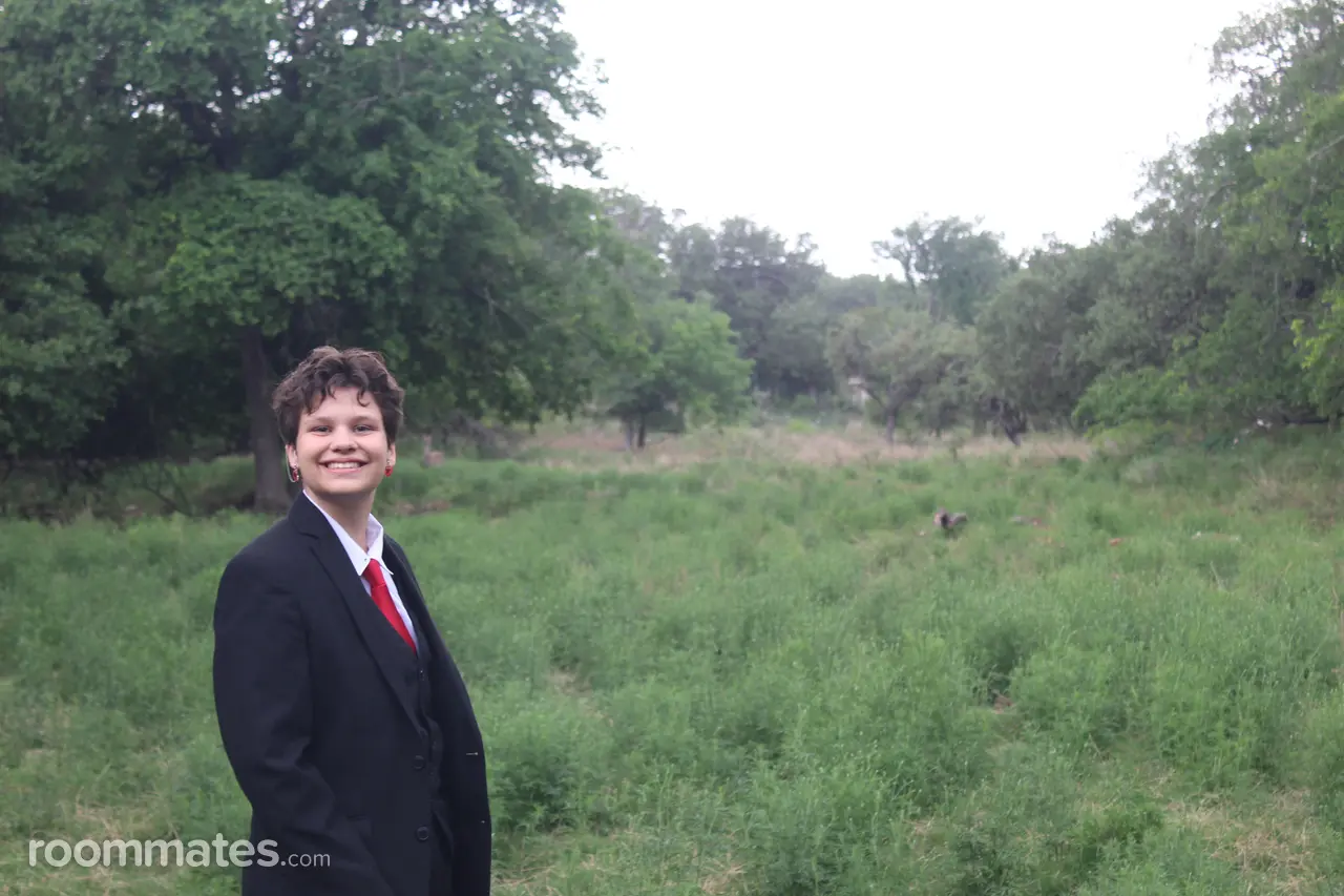 Profile photo 1 of 1