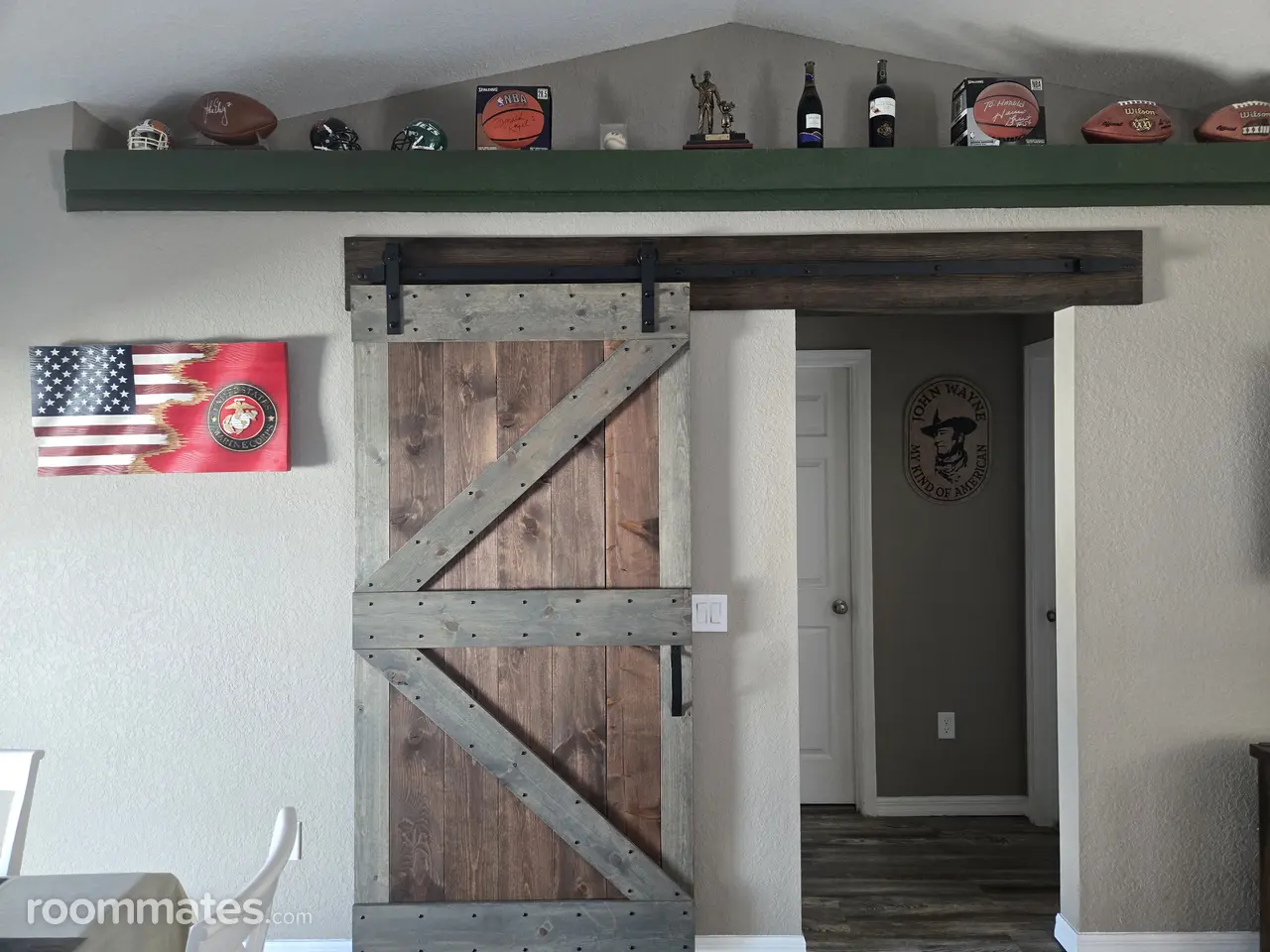 Profile photo 1 of 6