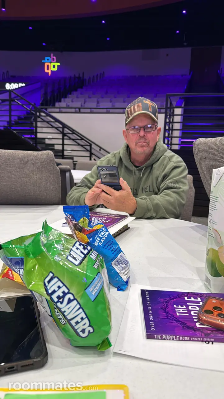 Profile photo 2 of 6