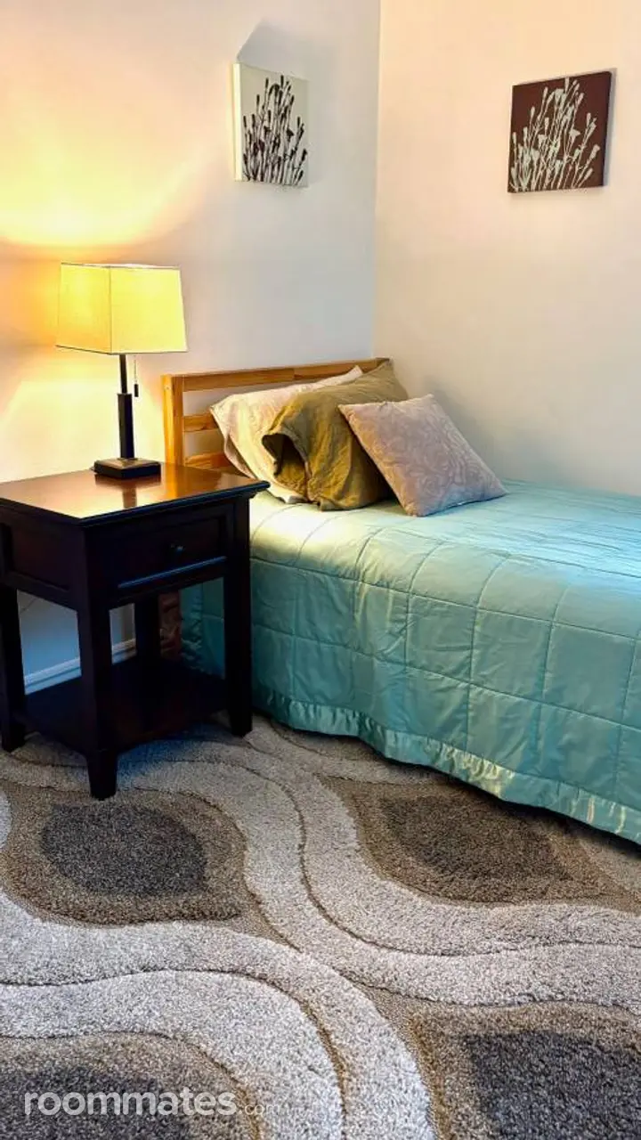 Profile photo 9 of 11