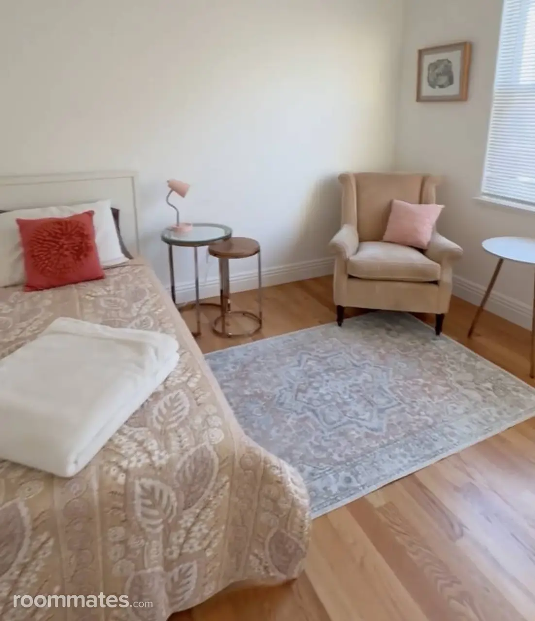 Profile photo 7 of 11