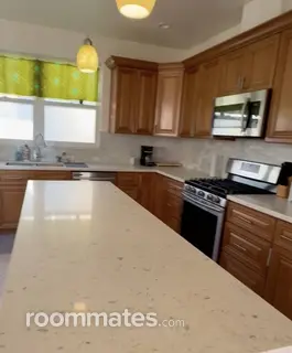 Room for rent in Oakland, CA $1200, house