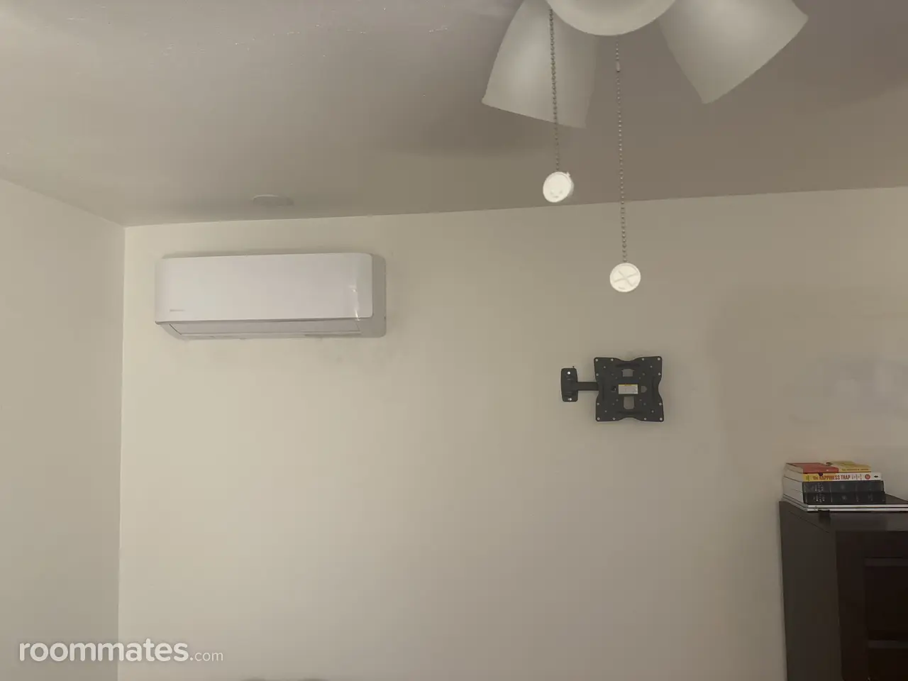 Profile photo 1 of 6