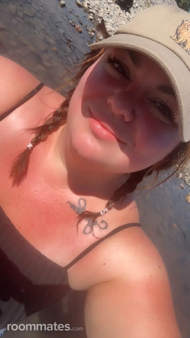 Profile photo 14 of 18