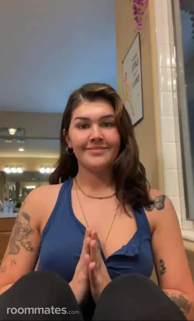 Profile photo 14 of 17