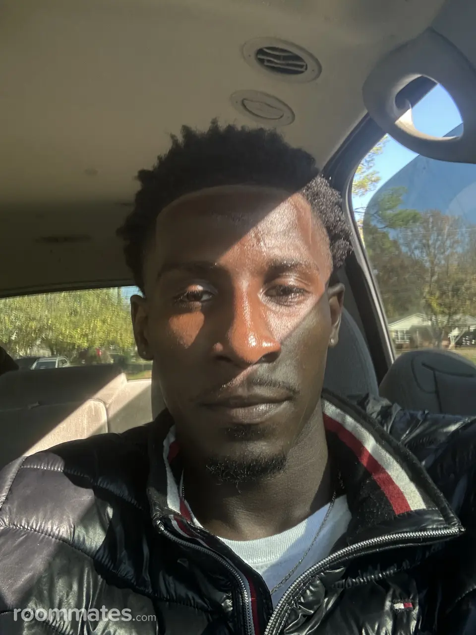 Profile photo 1 of 1