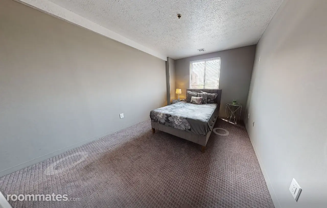 Profile photo 3 of 5