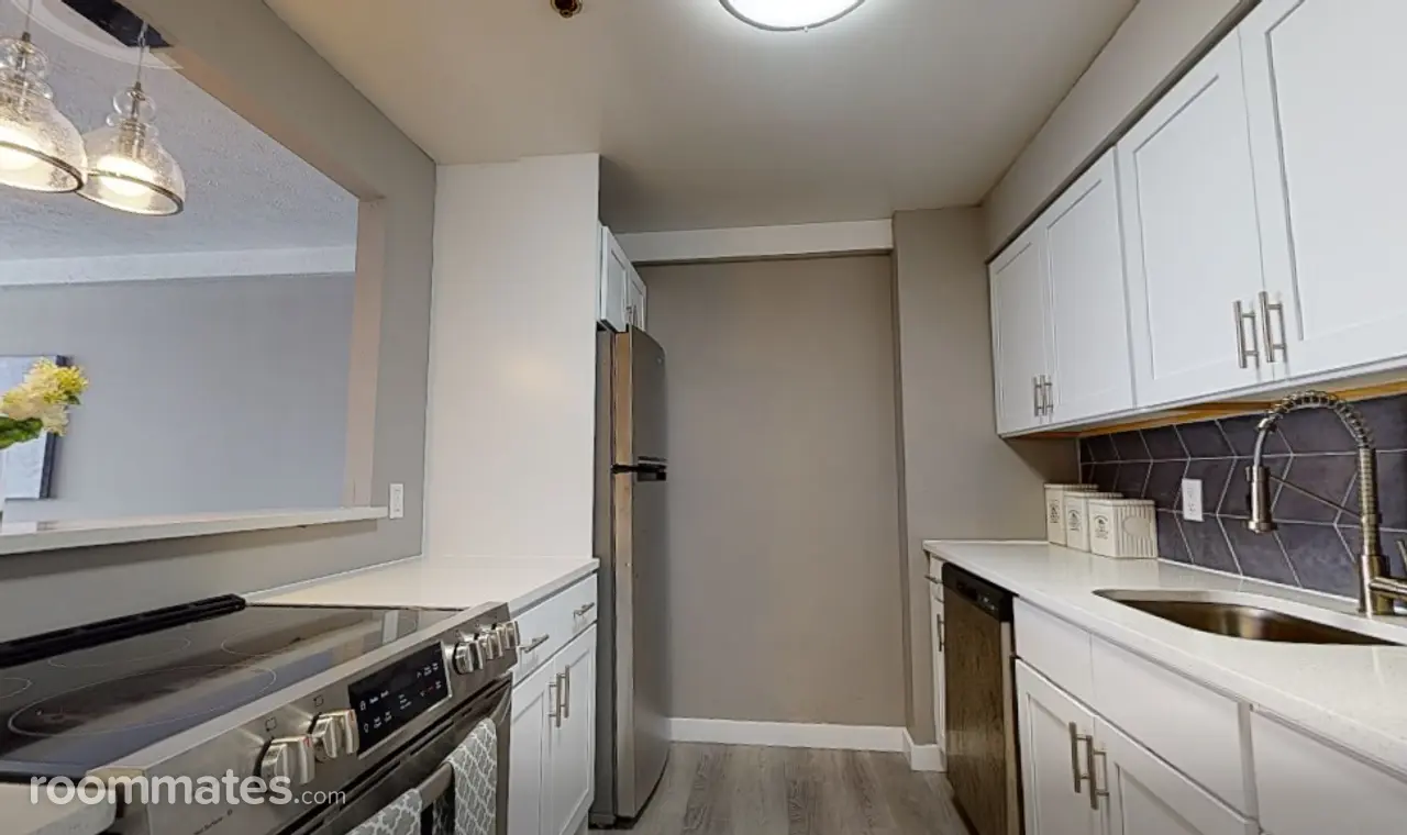 Profile photo 2 of 5