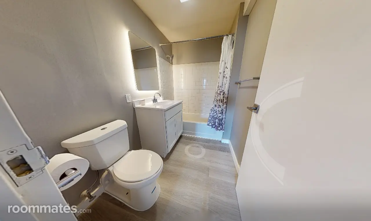 Profile photo 1 of 5