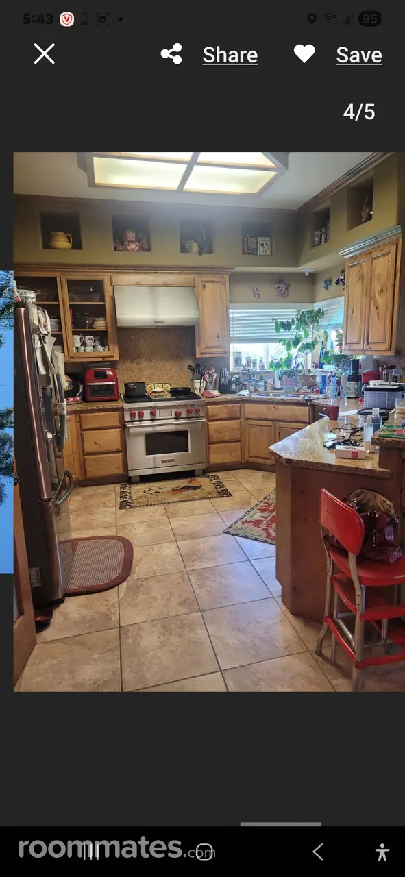 Profile photo 4 of 15