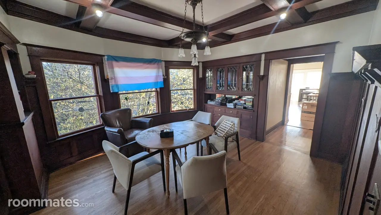 Profile photo 3 of 5